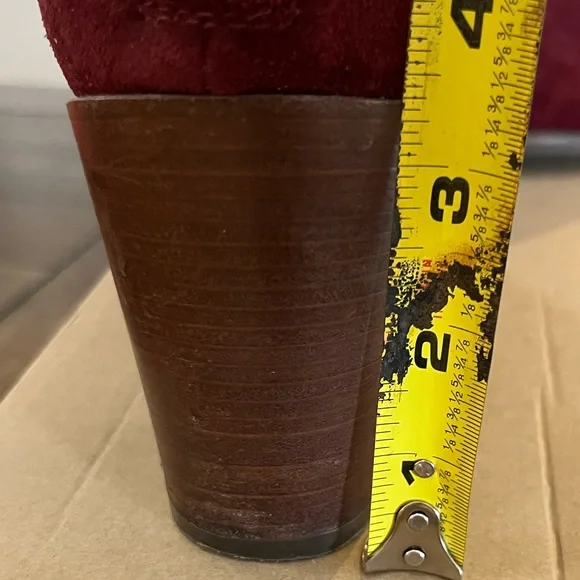 Clarks Burgundy Suede Ankle Boots – Size 8.5 - Picture 7 of 7